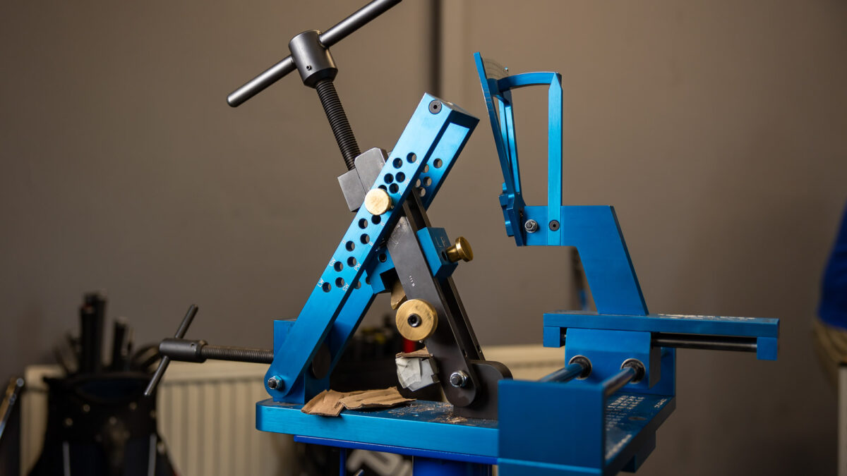 Retro Golf Club Fitting